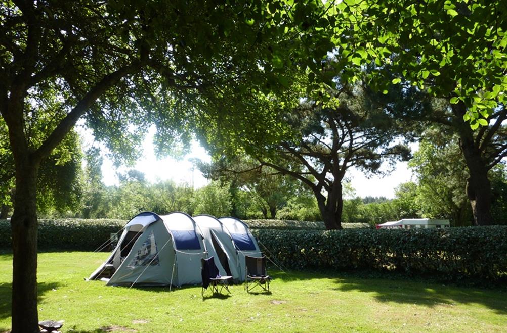 Emplacement camping du camping KostArMor Fouesnant