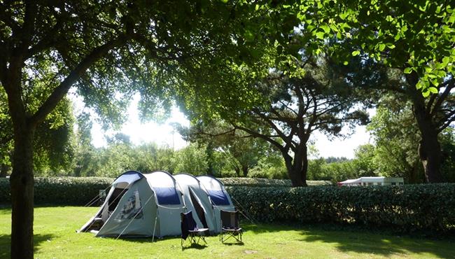 Emplacement camping du camping KostArMor Fouesnant
