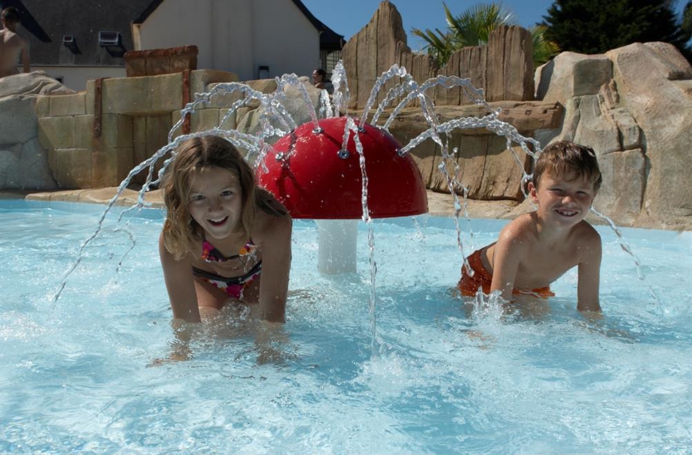 Espace Aquatique du Camping KostArMoor à Fouesnant - Les Glénan.