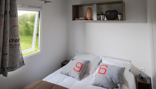 chambre mobil home 4/5 pers - camping kost ar moor 