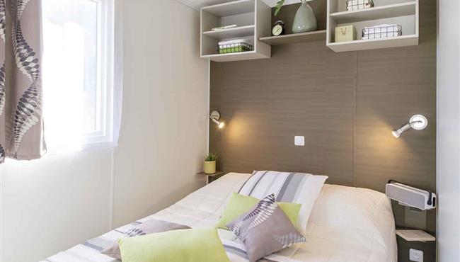 Chambre parentale Mobil-home Panorama au camping Kostarmoor