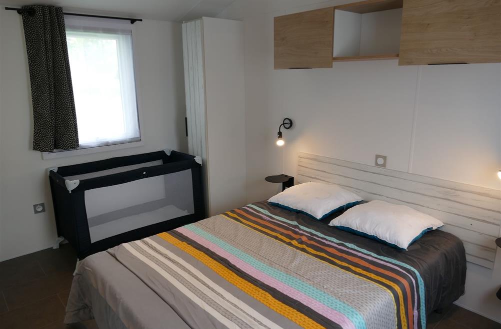 Chambre Principale mobil-home Handicapés Kost-Ar-Moor