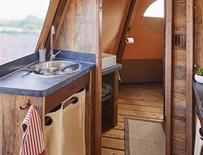 Glamping-Atypique-Tipi-Luxe-à-louer-Fouesnant