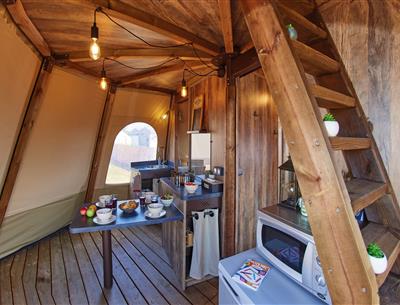 Glamping-Atypique-Tipi-Luxe-à-louer-Fouesnant