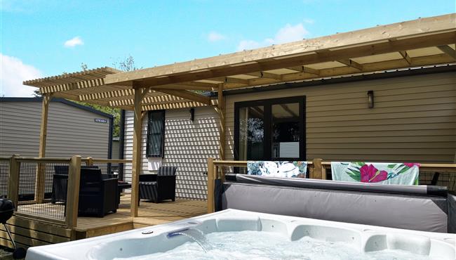 mobil-home Cottage à louer 3 chambres jacuzzi spa camping Kost Ar Moor fouesnant bretagne