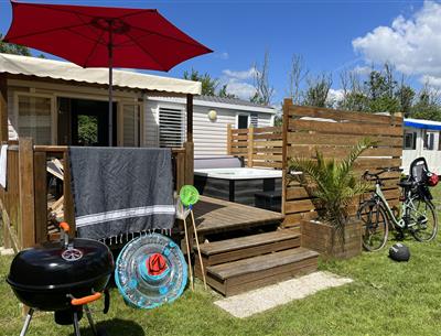 mobil-home Cottage à louer 2 chambres jacuzzi spa camping Kost Ar Moor fouesnant bretagne