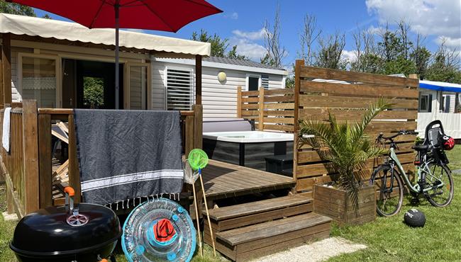 mobil-home Cottage à louer 2 chambres jacuzzi spa camping Kost Ar Moor fouesnant bretagne