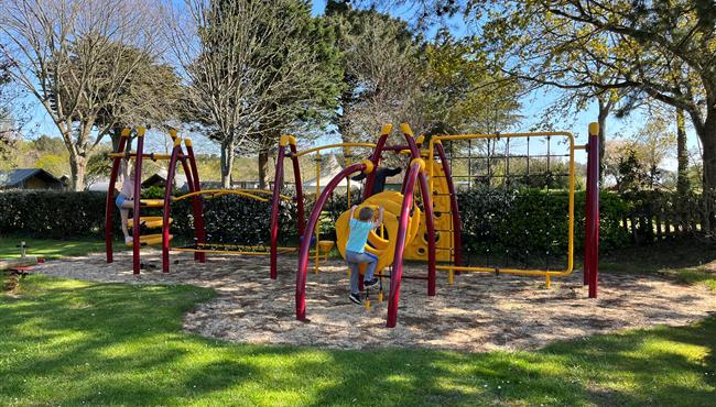 Aire de jeux - camping Kost Ar Moor Fouesnant